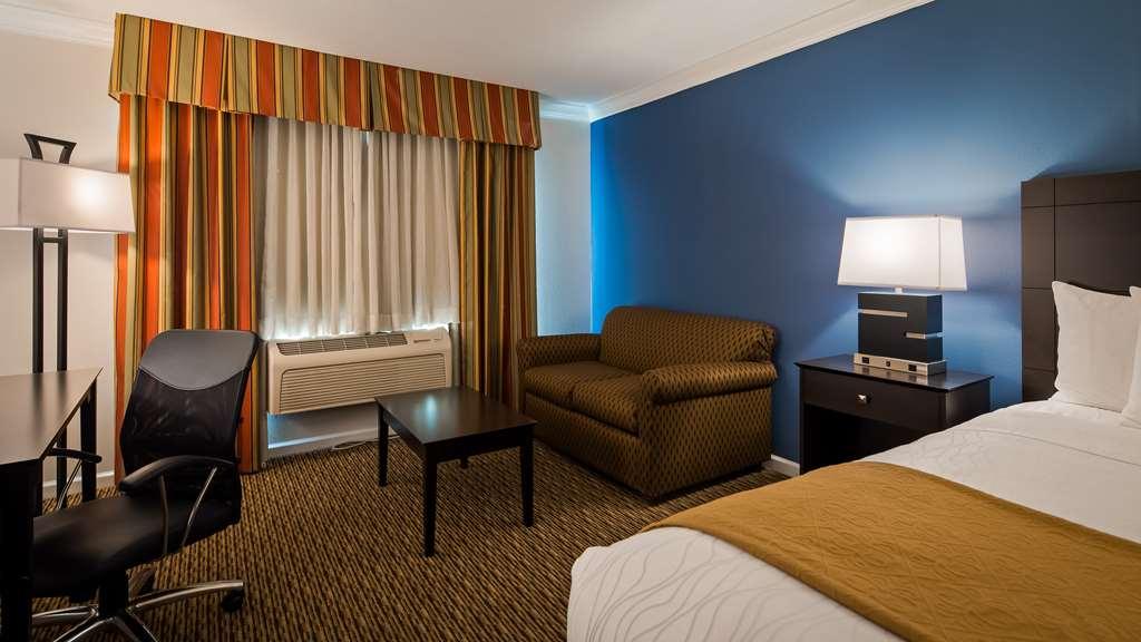 Best Western Colonial Inn Selma Экстерьер фото