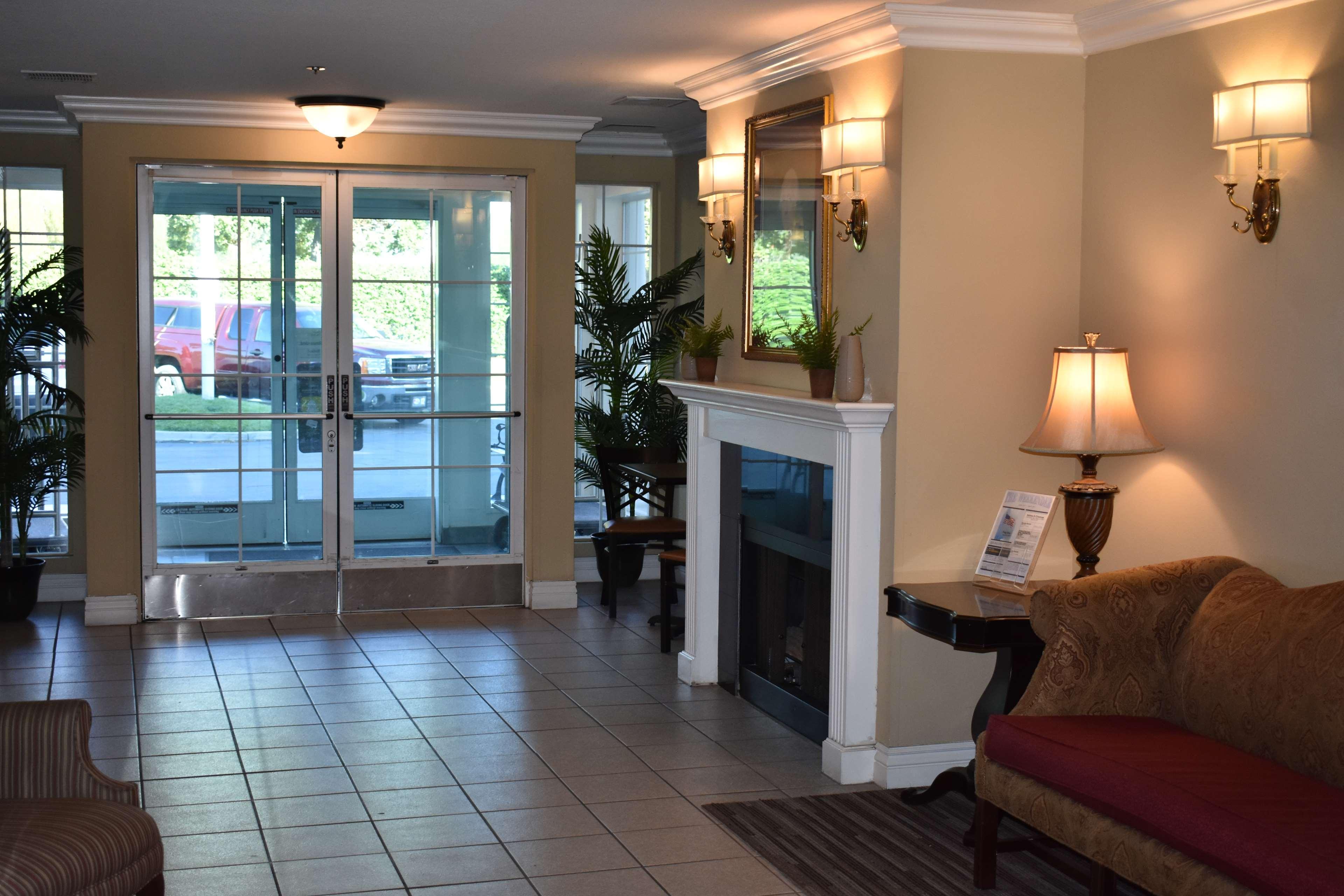 Best Western Colonial Inn Selma Экстерьер фото