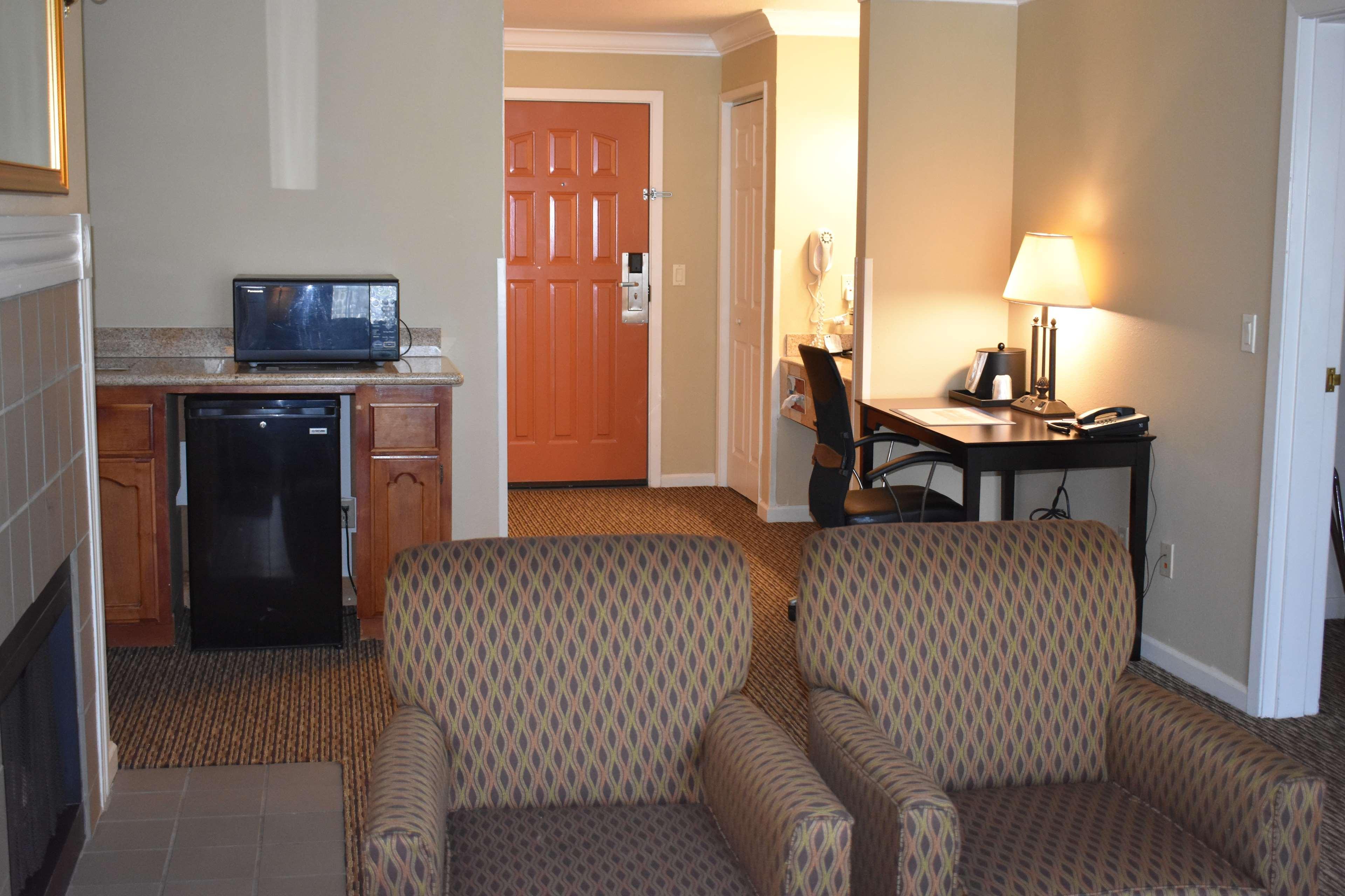 Best Western Colonial Inn Selma Экстерьер фото